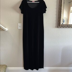 Vintage CASSINI Black Velvet